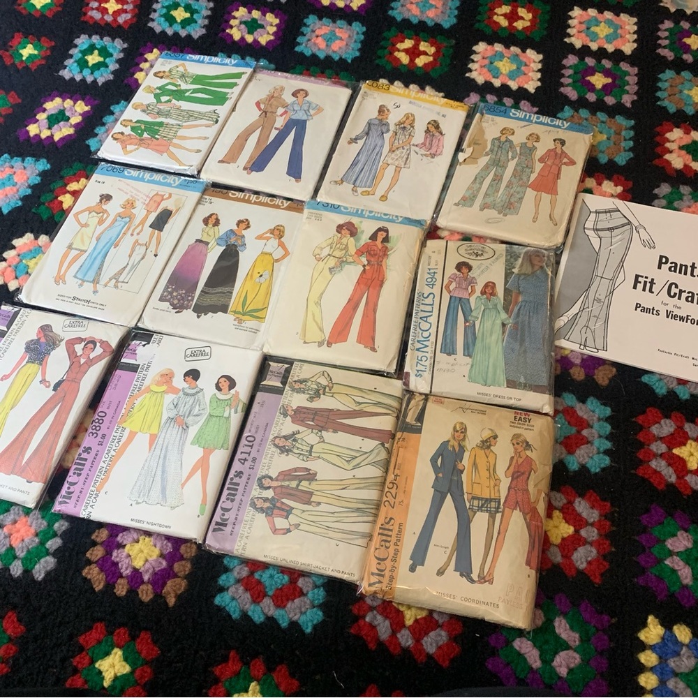 Lot of 12: 1970s women’s sewing patterns